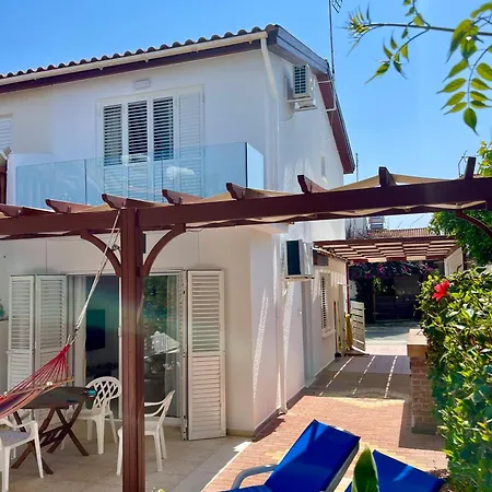 Feriehus The Mediterranean Sea At Your Doorstep!! Meneou