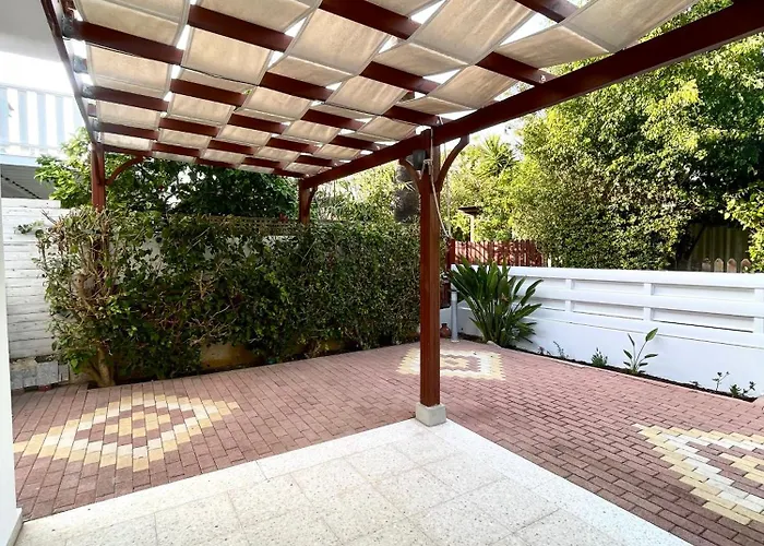 The Mediterranean Sea At Your Doorstep!! Meneou